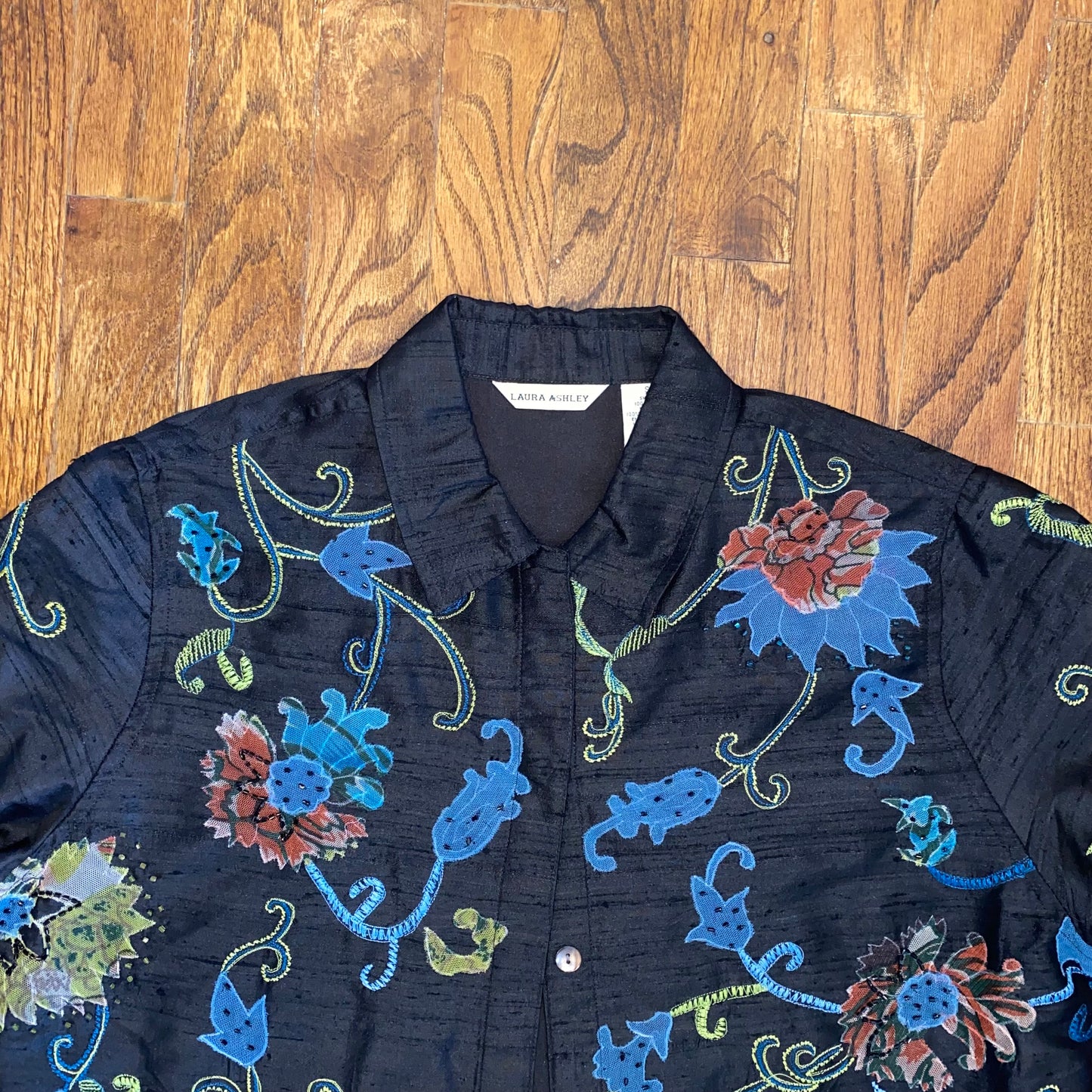 Floral Embroidered Silk Button