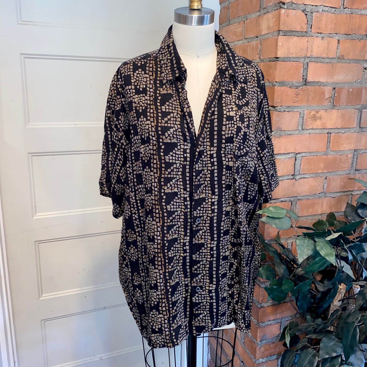 Black and Gold Short Sleeve Button Up